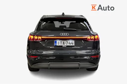 met. harmaa Audi Q6 e-tron 2026 kuva 3.