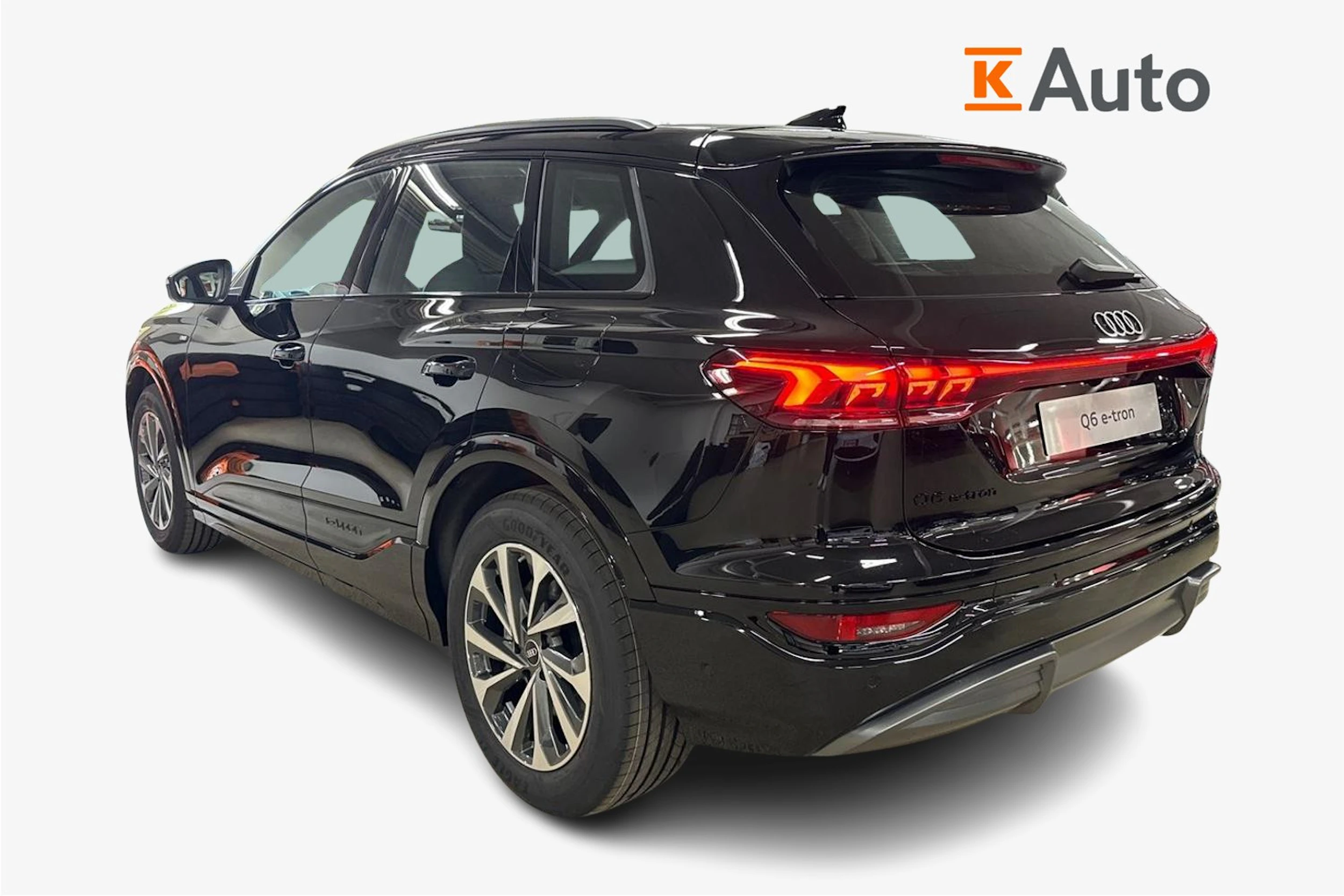 met. musta Audi Q6 e-tron 2026 kuva 2.