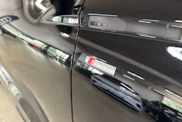 met. musta Audi Q6 e-tron 2026 kuva 9.
