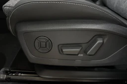 met. musta Audi Q6 e-tron 2026 kuva 19.