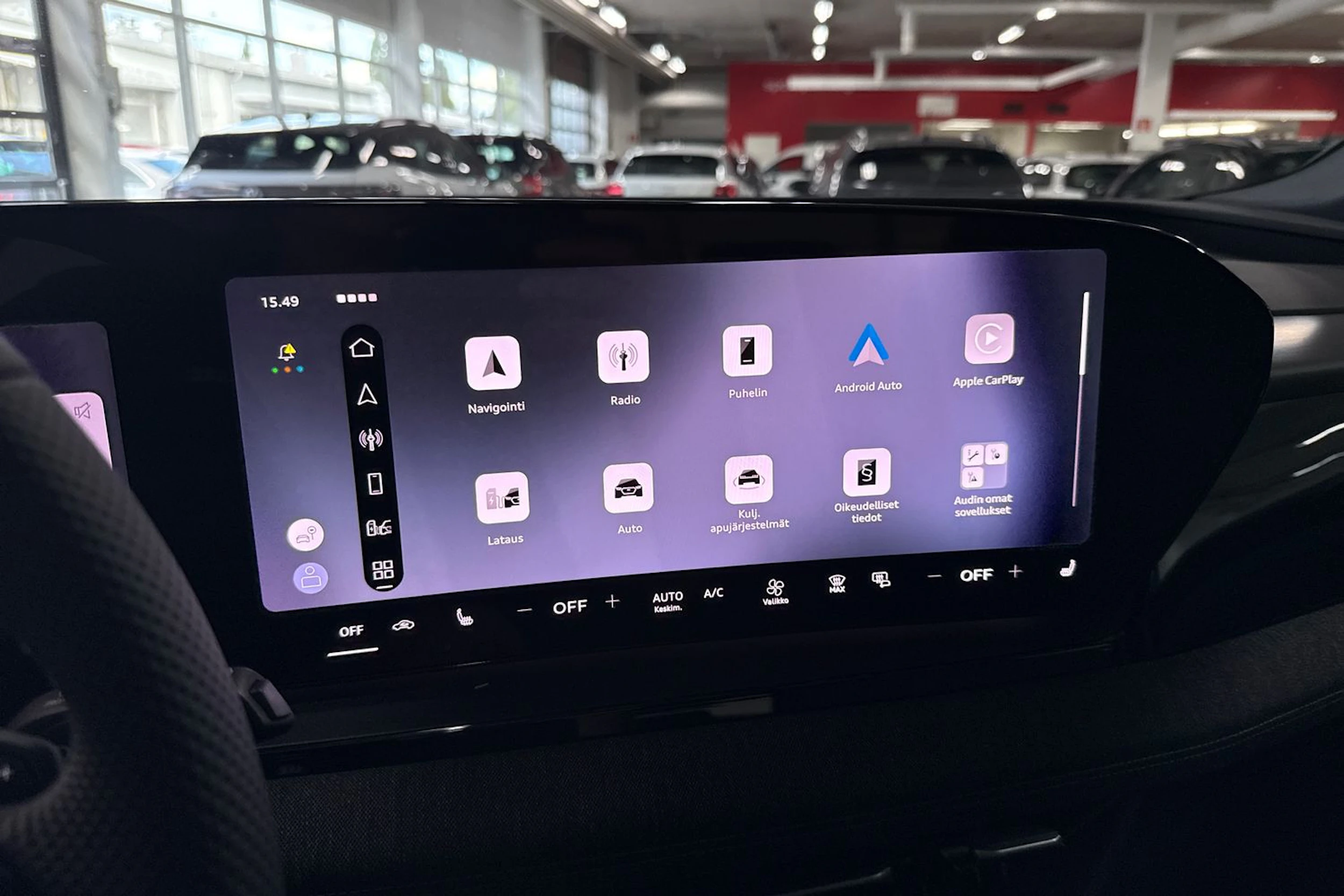 met. musta Audi Q6 e-tron 2026 kuva 21.