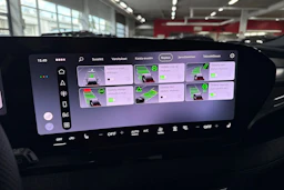 met. musta Audi Q6 e-tron 2026 kuva 24.