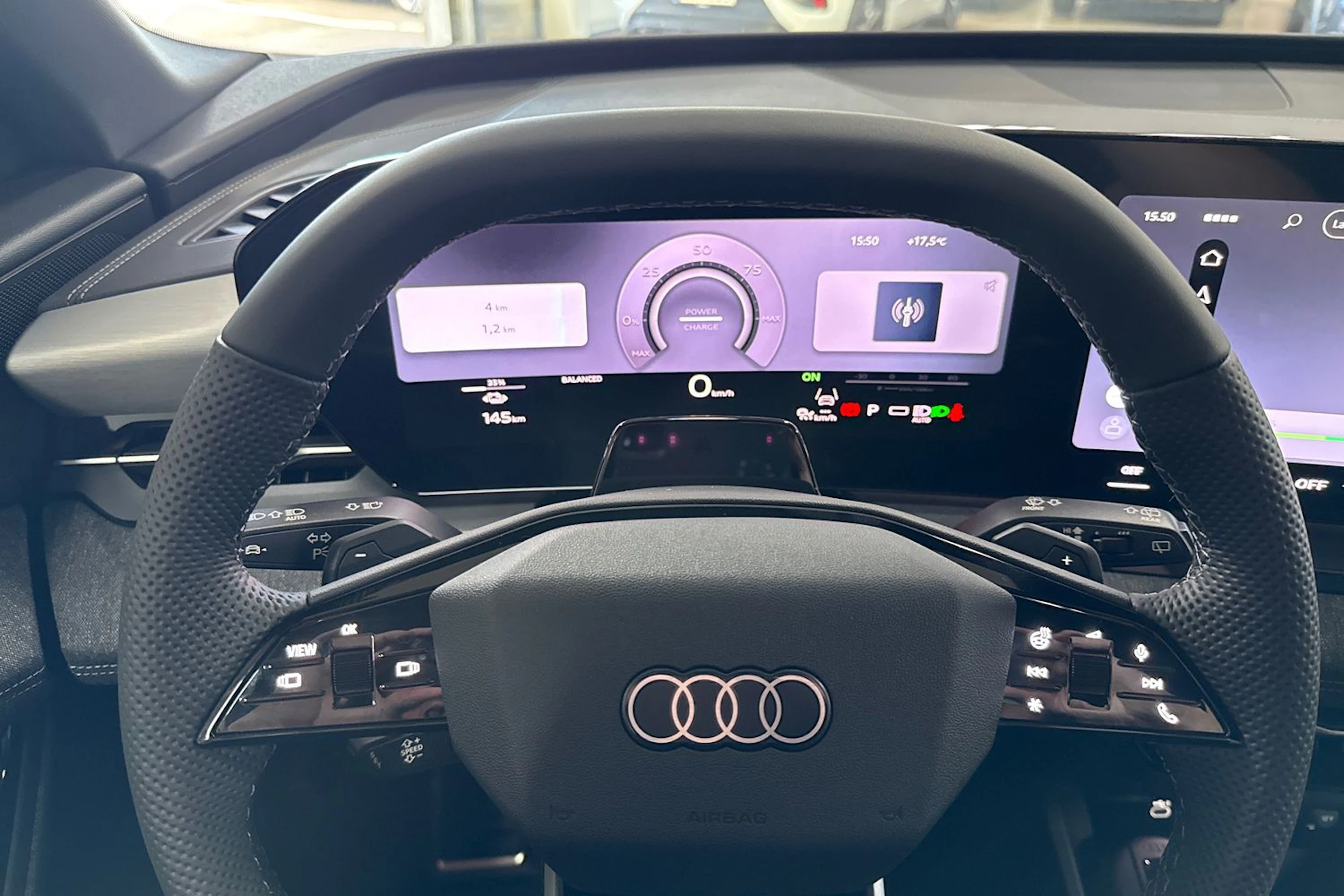 met. musta Audi Q6 e-tron 2026 kuva 27.