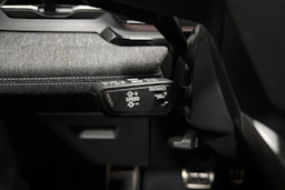 met. musta Audi Q6 e-tron 2026 kuva 28.