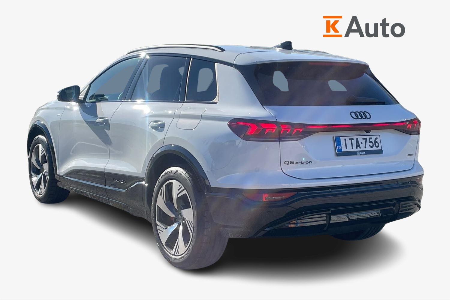 Audi Q6 e-tron e-tron quattro S line 2026, photo 2/29
