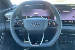 valkoinen Audi Q6 e-tron 2026 kuva 29.