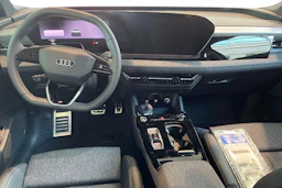musta Audi Q6 e-tron 2026 kuva 7.