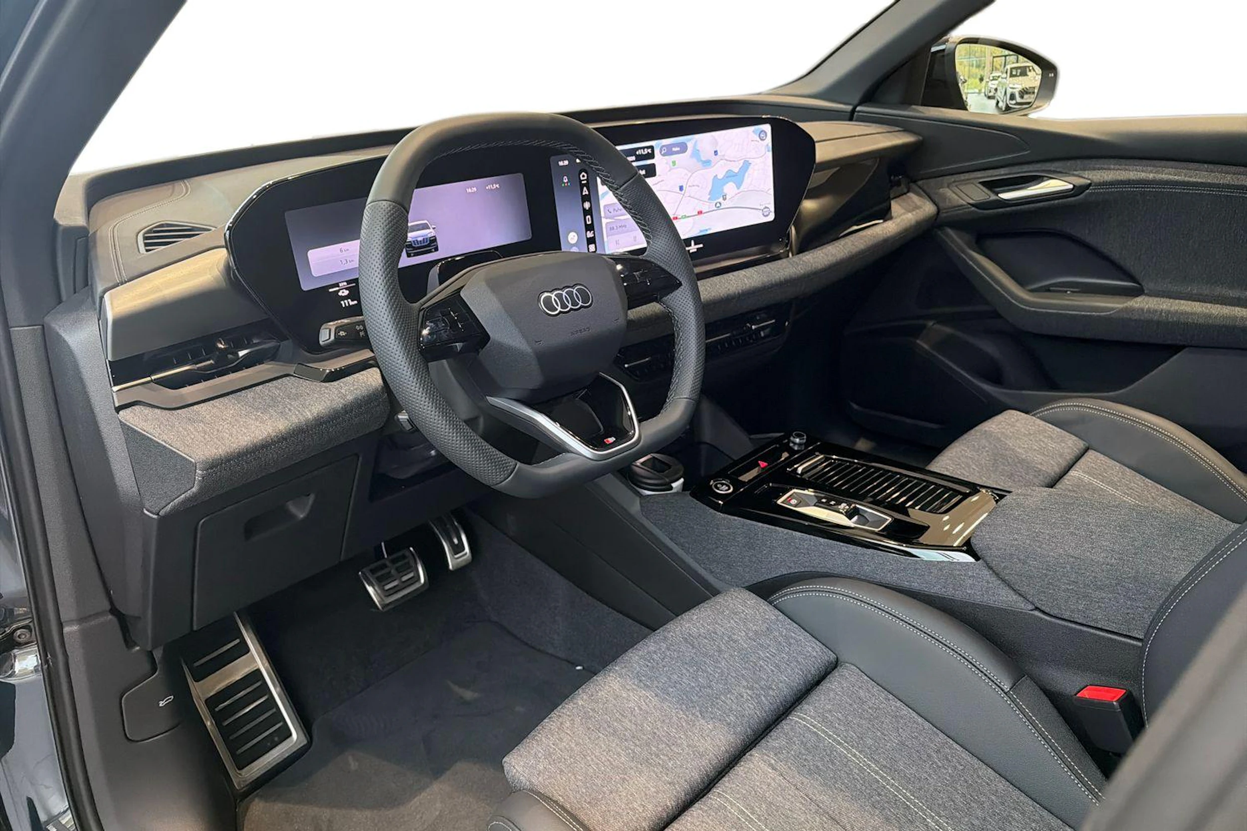 met. sininen Audi Q6 e-tron 2026 kuva 6.