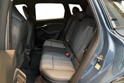met. sininen Audi Q6 e-tron 2026 kuva 8.