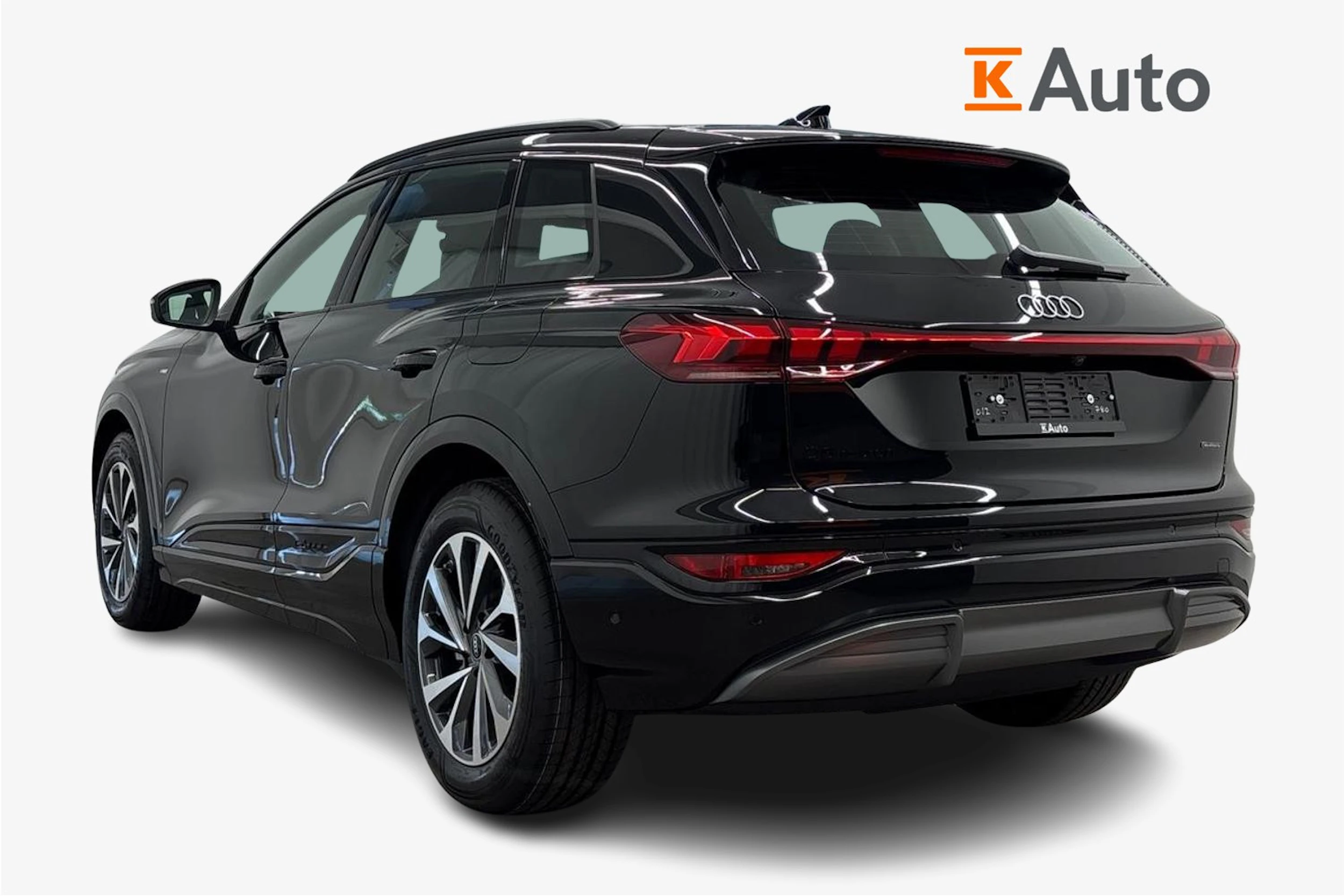 met. musta Audi Q6 e-tron 2026 kuva 2.