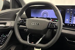 met. musta Audi Q6 e-tron 2026 kuva 14.