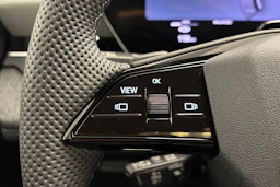 met. musta Audi Q6 e-tron 2026 kuva 15.