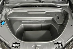 plasma sininen Audi Q6 e-tron 2026 kuva 20.