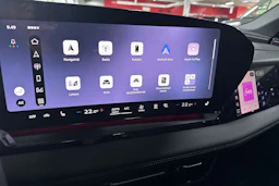 plasma sininen Audi Q6 e-tron 2026 kuva 27.
