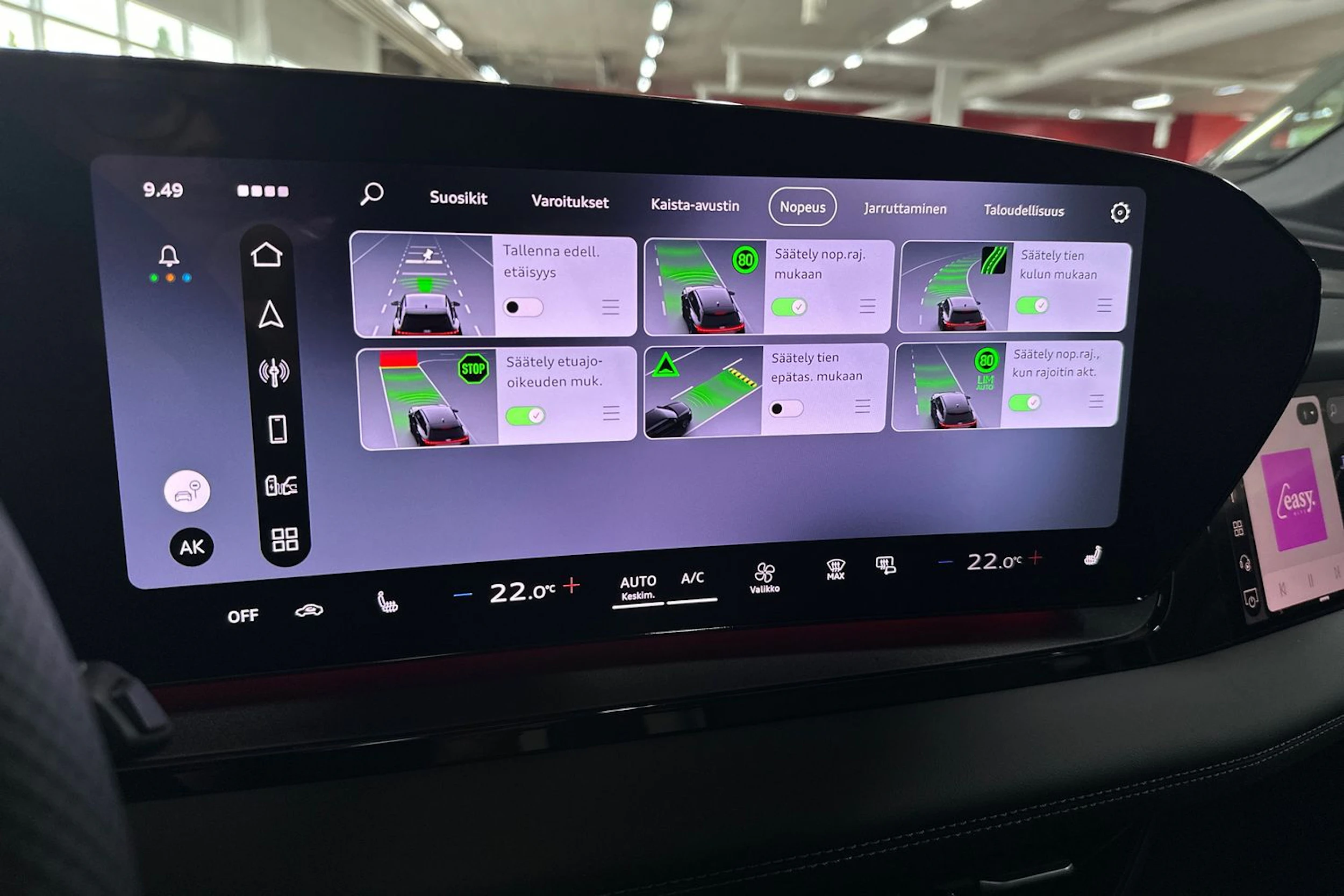 plasma sininen Audi Q6 e-tron 2026 kuva 30.