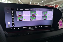 plasma sininen Audi Q6 e-tron 2026 kuva 30.