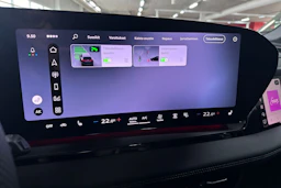 plasma sininen Audi Q6 e-tron 2026 kuva 32.