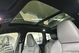 plasma sininen Audi Q6 e-tron 2026 kuva 39.
