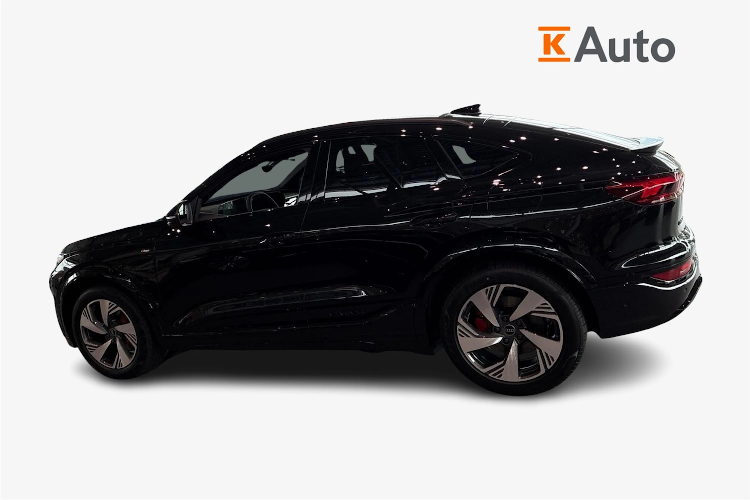 musta Audi Q6 e-tron 2026 kuva 5.