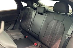 musta Audi Q6 e-tron 2026 kuva 8.