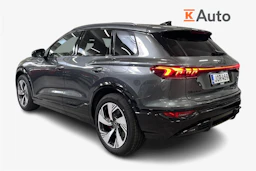 met. harmaa Audi Q6 e-tron 2026 kuva 2.