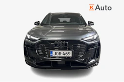 met. harmaa Audi Q6 e-tron 2026 kuva 4.
