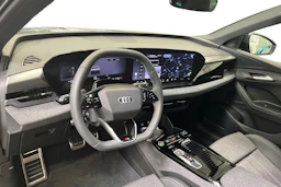 met. harmaa Audi Q6 e-tron 2026 kuva 6.