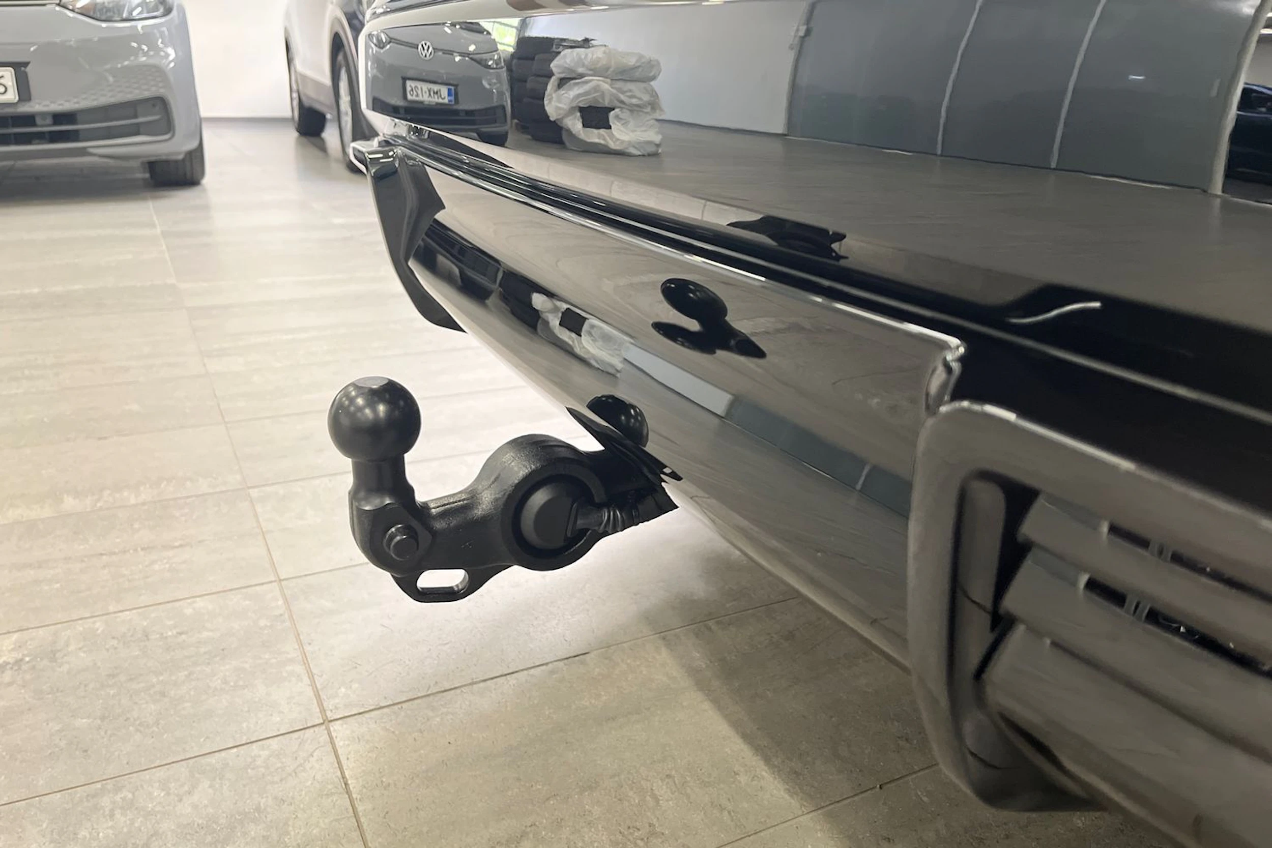 met. harmaa Audi Q6 e-tron 2026 kuva 15.