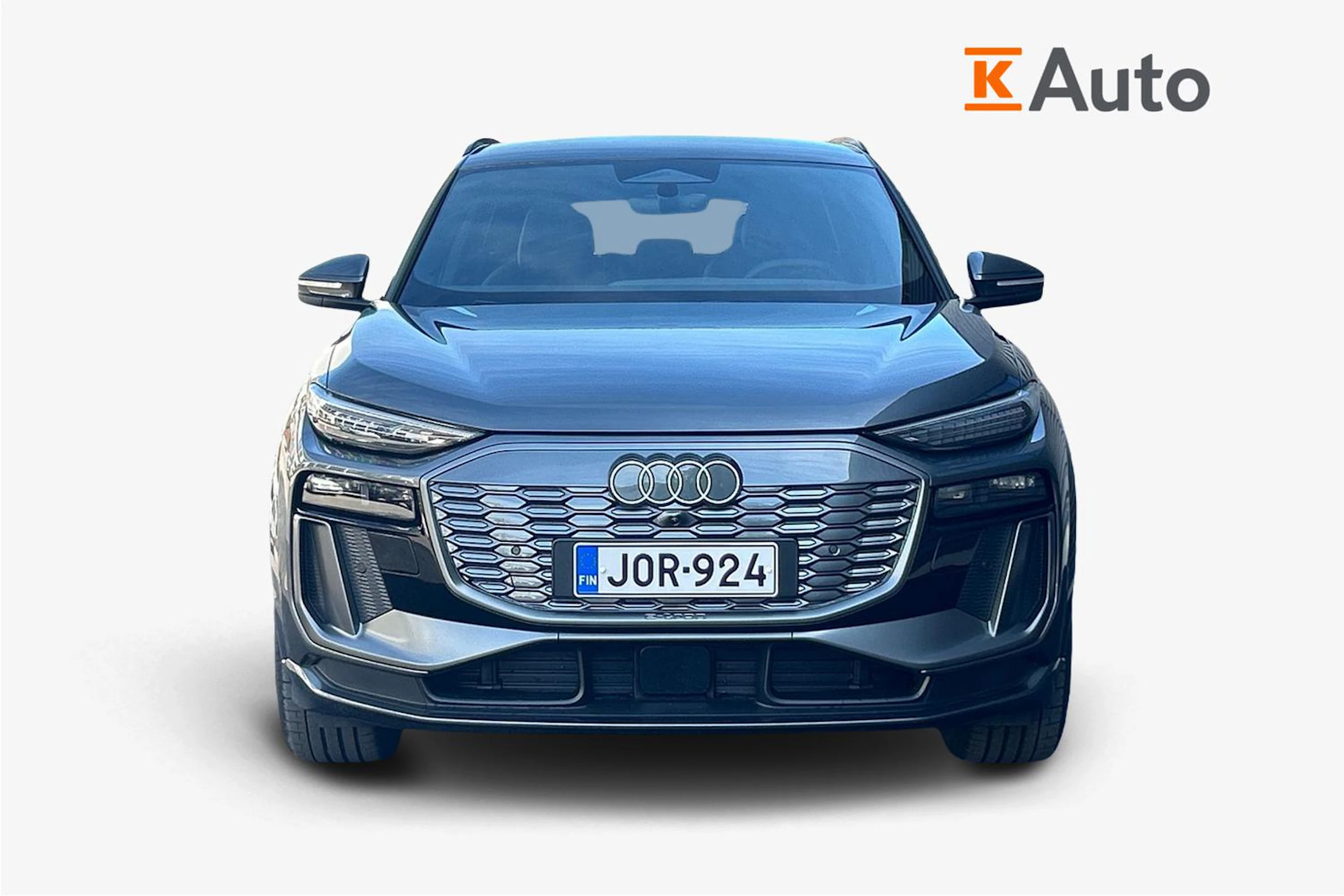 harmaa Audi Q6 e-tron 2026 kuva 4.