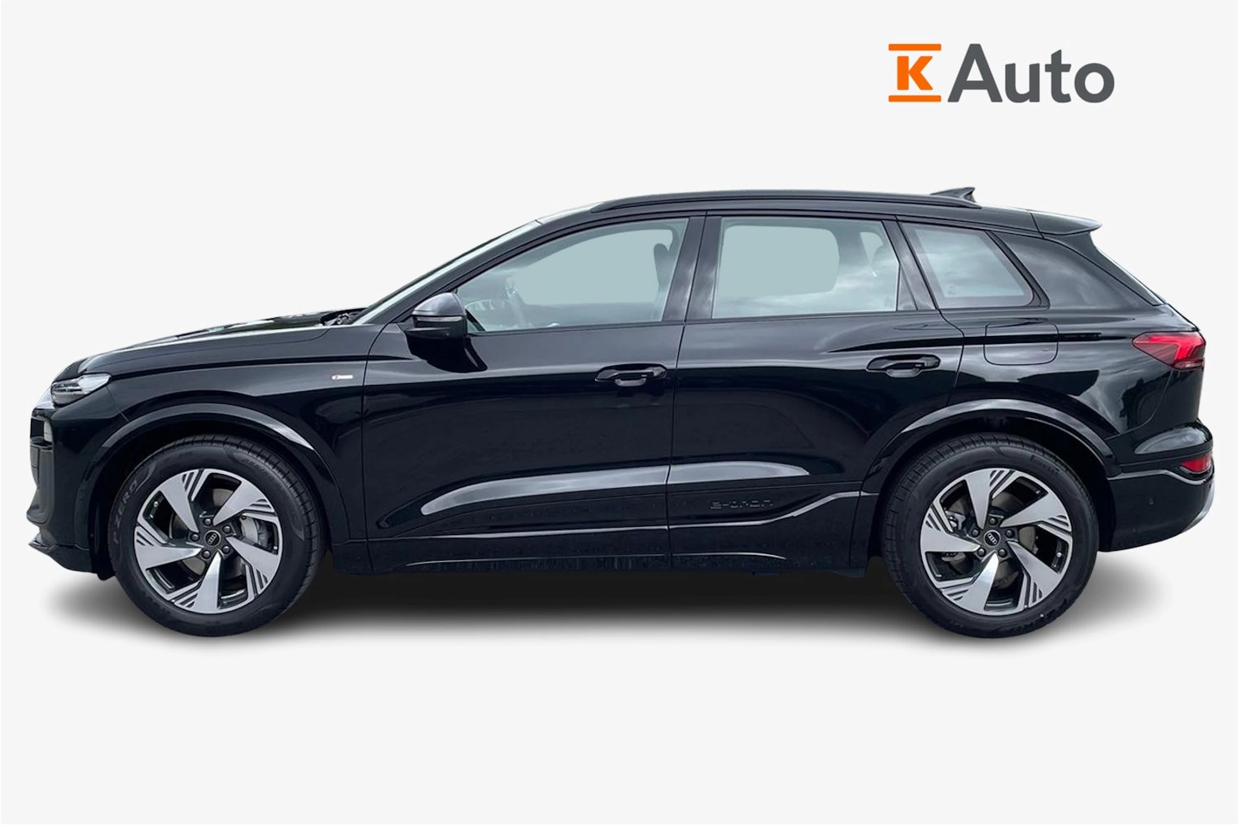 musta Audi Q6 e-tron 2026 kuva 5.