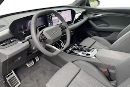musta Audi Q6 e-tron 2026 kuva 6.