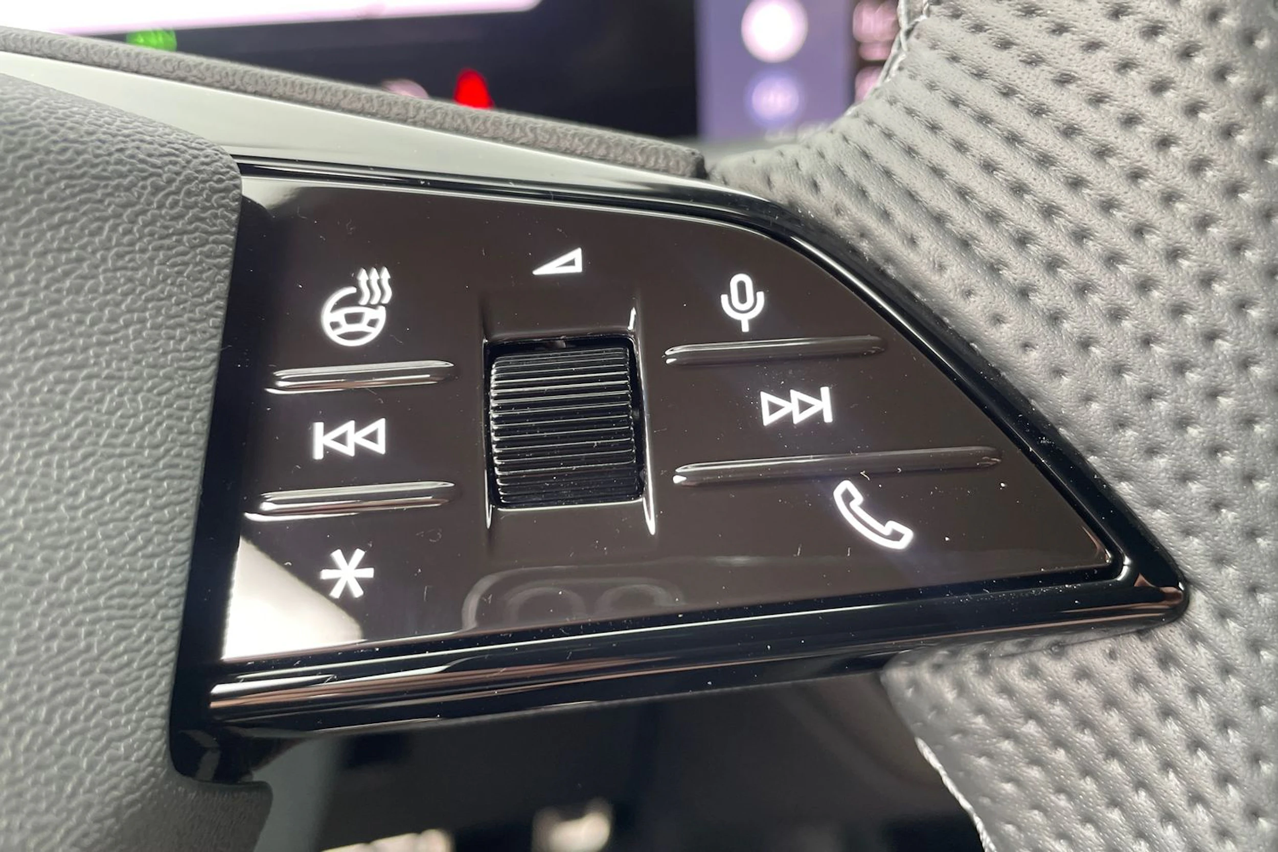 musta Audi Q6 e-tron 2026 kuva 27.