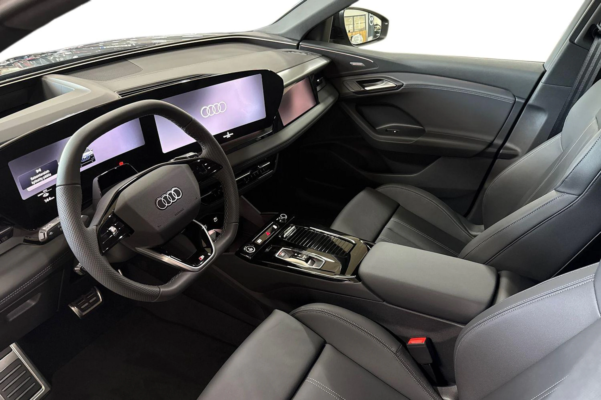 met. sininen Audi Q6 e-tron 2026 kuva 6.