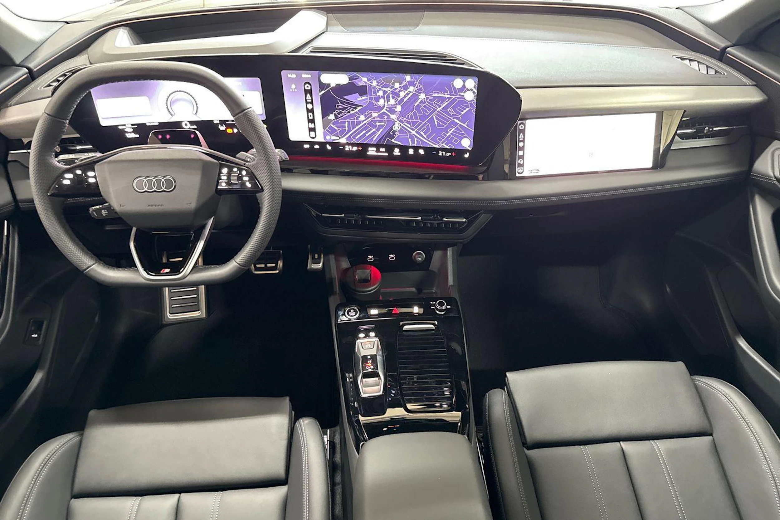 met. sininen Audi Q6 e-tron 2026 kuva 7.