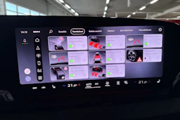 met. sininen Audi Q6 e-tron 2026 kuva 15.