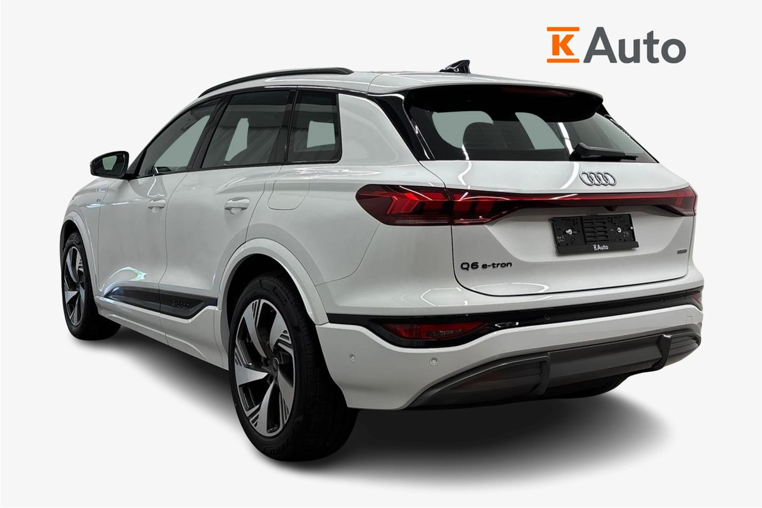 met. valkoinen Audi Q6 e-tron 2026 kuva 2.