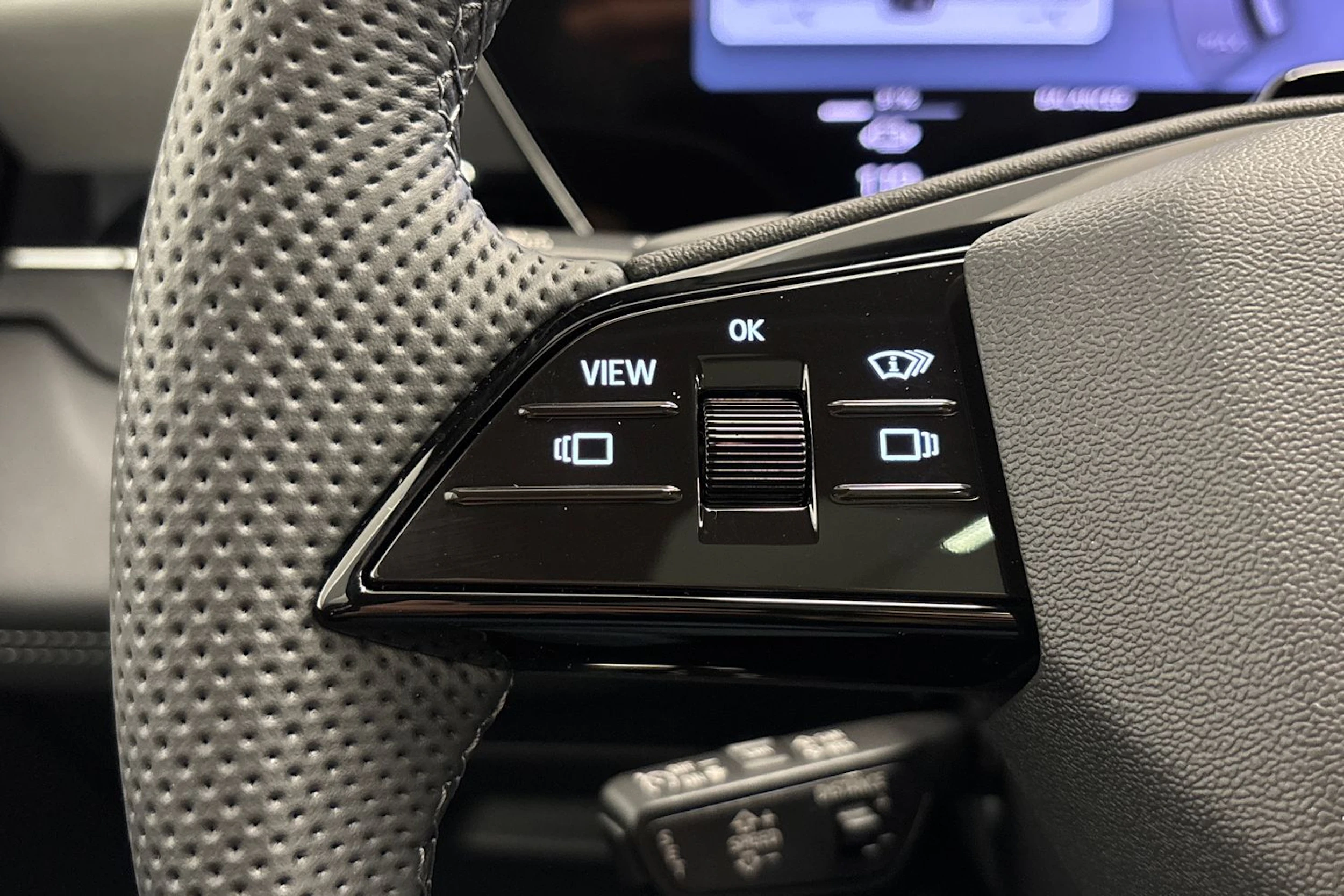met. valkoinen Audi Q6 e-tron 2026 kuva 15.