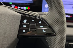 met. valkoinen Audi Q6 e-tron 2026 kuva 16.