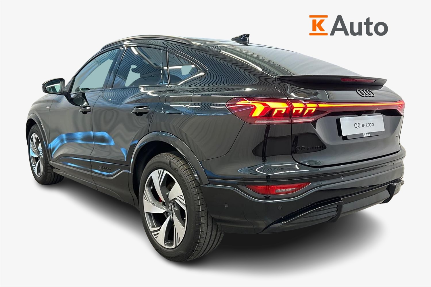 Audi Q6 e-tron 2026, photo 2/36