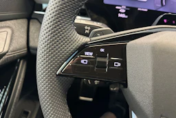 mythos musta Audi Q6 e-tron 2026 kuva 20.