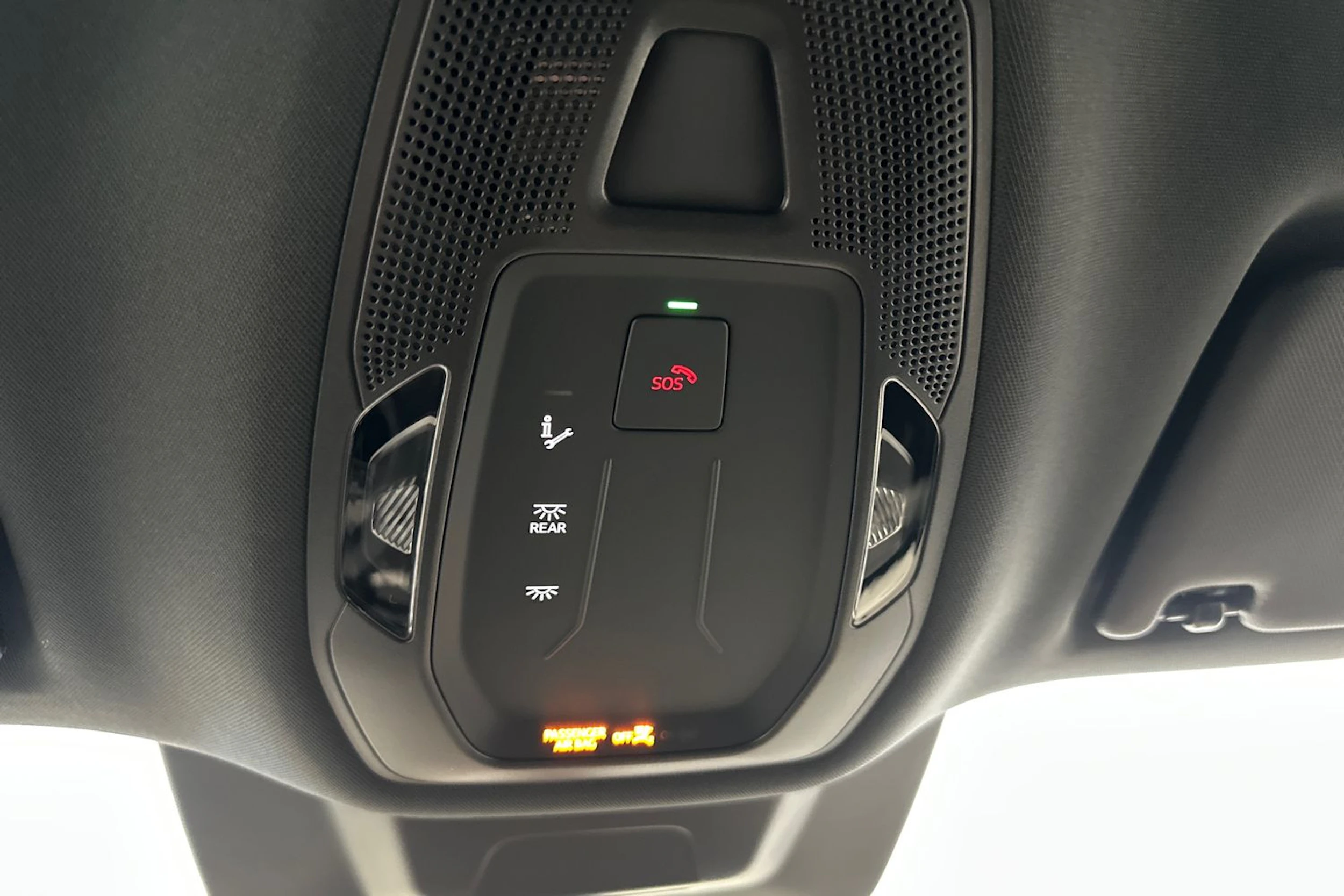 mythos musta Audi Q6 e-tron 2026 kuva 30.