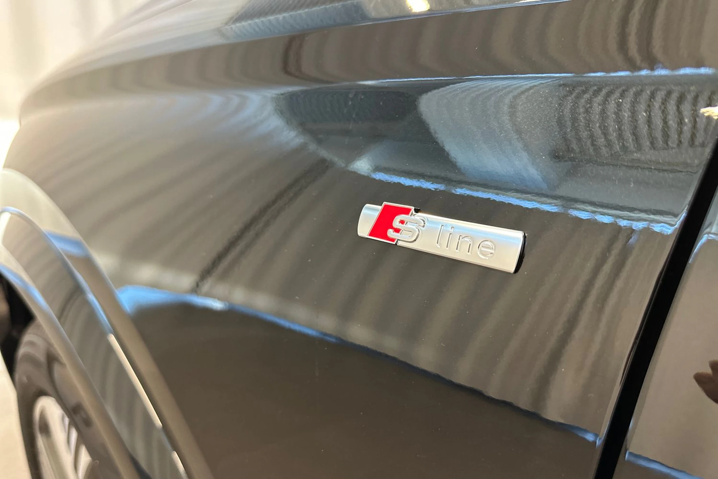 mythos musta Audi Q6 e-tron 2026 kuva 35.