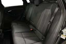 met. musta Audi Q6 e-tron 2026 kuva 8.