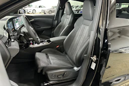 met. musta Audi Q6 e-tron 2026 kuva 13.