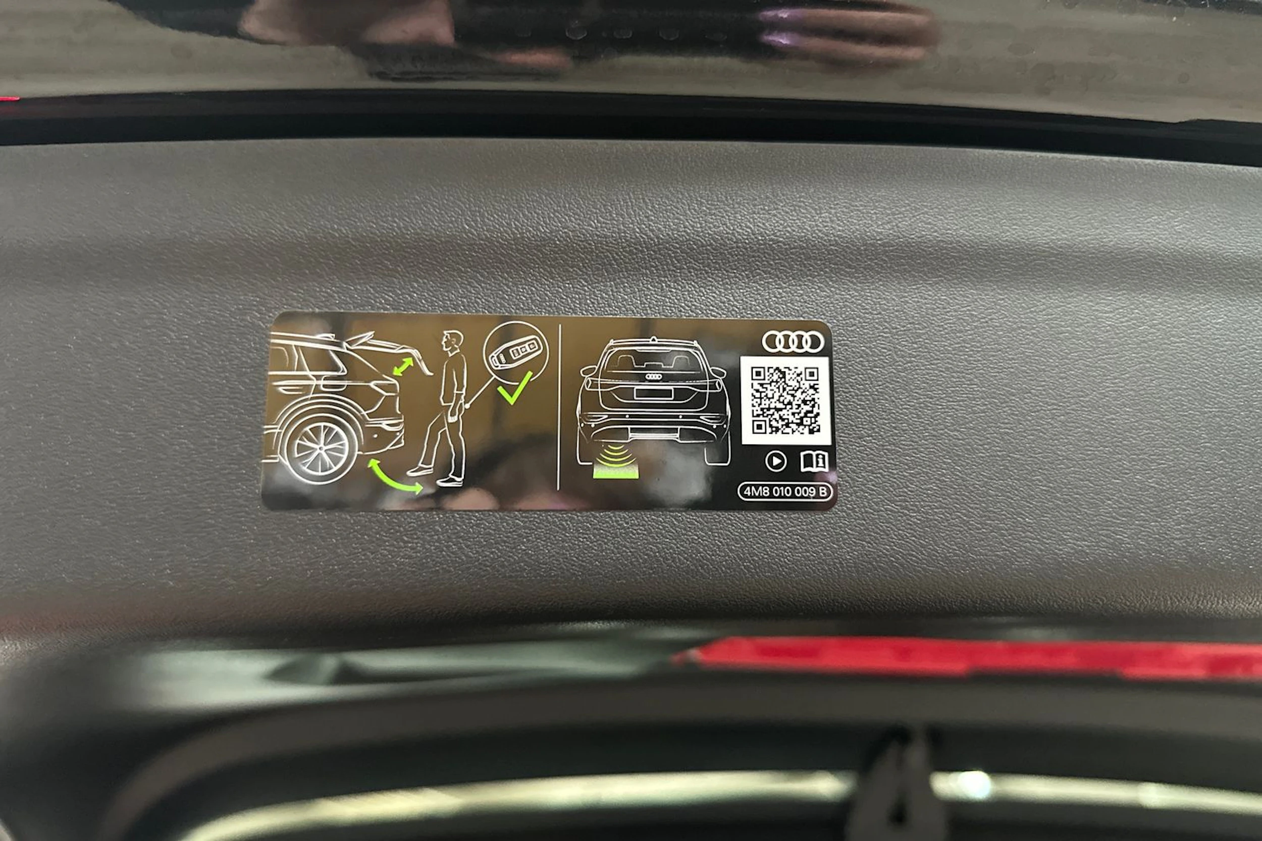 met. musta Audi Q6 e-tron 2026 kuva 20.