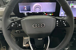 met. musta Audi Q6 e-tron 2026 kuva 32.