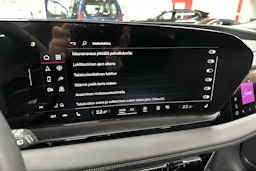 harmaa Audi Q6 e-tron 2026 kuva 21.