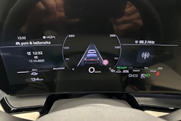 mythos musta Audi Q6 e-tron 2026 kuva 10.