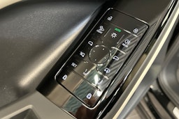 mythos musta Audi Q6 e-tron 2026 kuva 12.