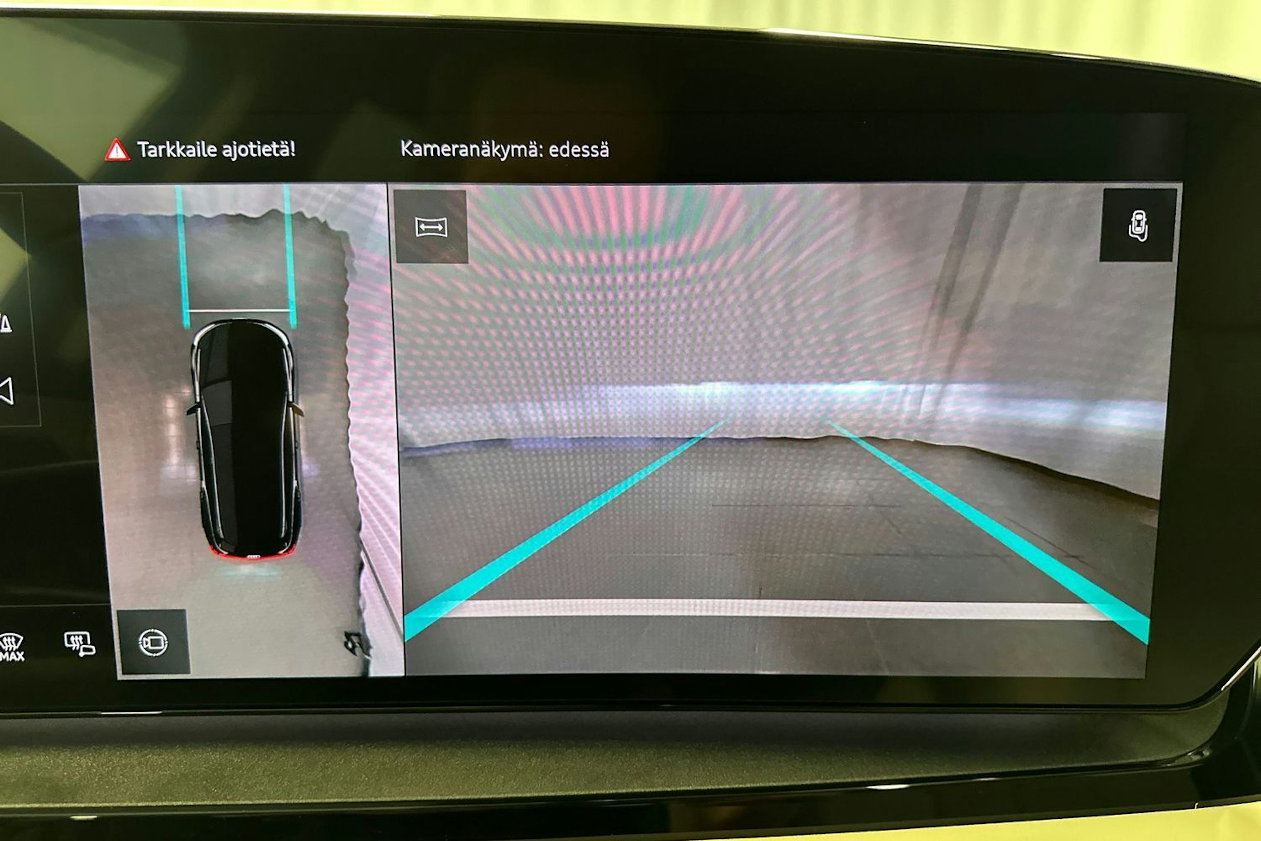 mythos musta Audi Q6 e-tron 2026 kuva 16.